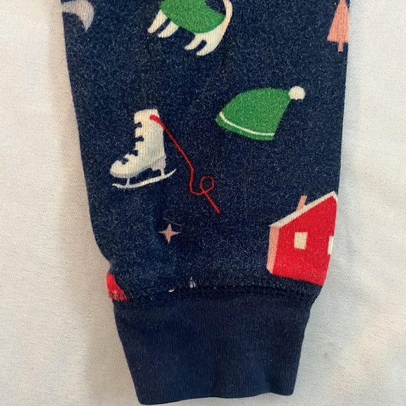 Hatley 2 Piece Pajamas 2T - Picture 8 of 8